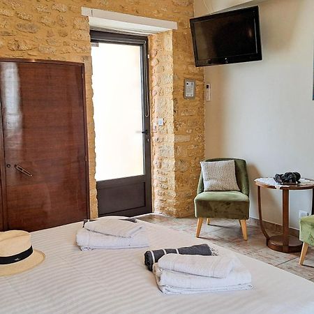 Aux Bories De Marquay, Chambres D'Hotes B&B Avec Piscine Et Spa Pres De Sarlat Bagian luar foto