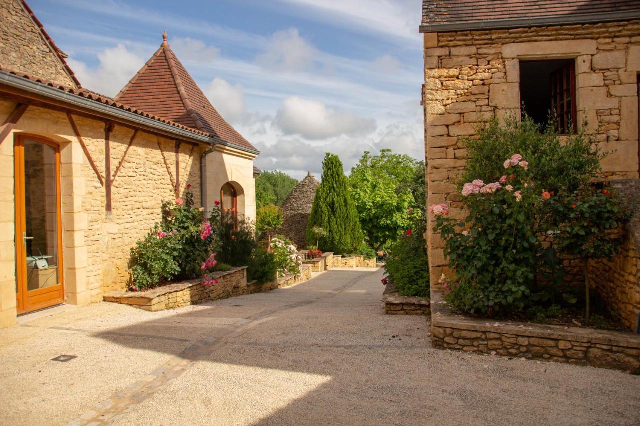 Aux Bories De Marquay, Chambres D'Hotes B&B Avec Piscine Et Spa Pres De Sarlat Bagian luar foto